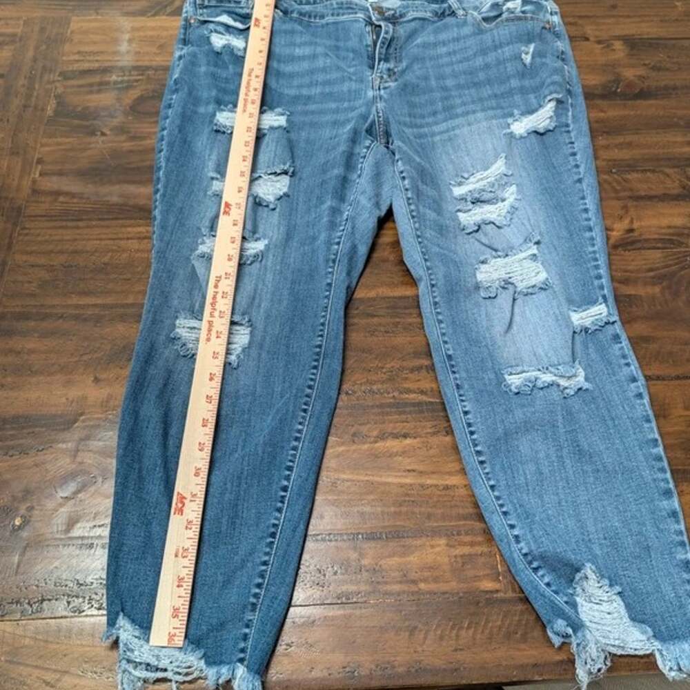 Lane Bryant Distressed Skinny Jeans Frayed Hem Medium Wash Plus Size 26